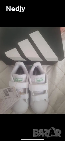 Маратонки адидас