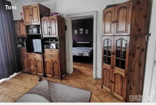секция от масив витрина от масив шкафове от масив шкаф от масив