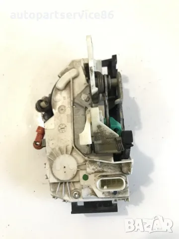Механизъм за заключване за предна лява врата за Dodge Caliber (2006-2011) 04589409AD, снимка 2 - Части - 55335233