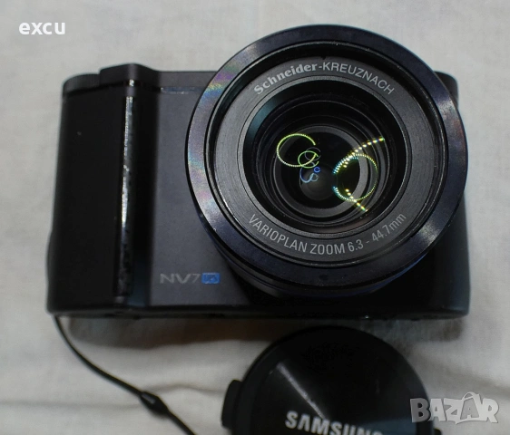Фотоапарат Samsung NV7