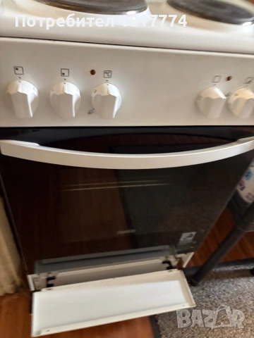 Продавам печка Zanussi, снимка 8 - Печки, фурни - 54078819