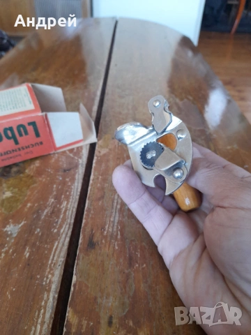 Стара отварачка за консерви Lubali, снимка 5 - Други ценни предмети - 54357101