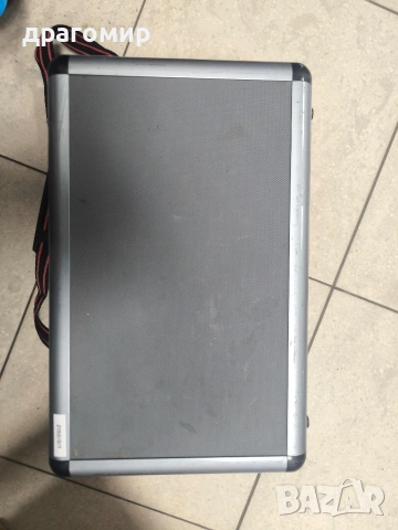 фотографски куфар, снимка 2 - Чанти, стативи, аксесоари - 54057255