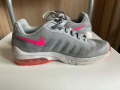 Дамски сиви маратонки Nike 35.5 номер, снимка 4