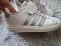 ADIDAS оригиналви детски маратонки 34, снимка 1