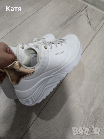 Маратонки Skechers-изключително удобни!, снимка 2 - Маратонки - 54573233