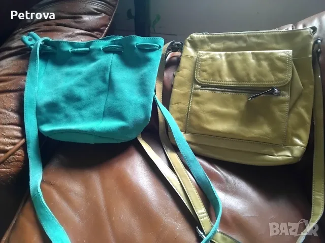 Две малки чанти от естествена кожа и естествен велур