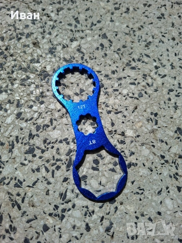 Инструмент за велосипедни вилки, снимка 2 - Части за велосипеди - 54241602