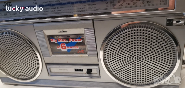 Касетофон JVC R 555L, снимка 3 - Радиокасетофони, транзистори - 54398004