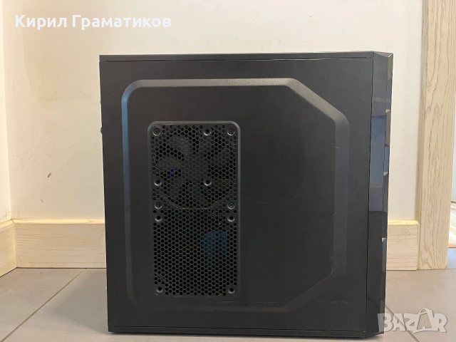 Настолен Компютър, снимка 5 - Работни компютри - 55263680