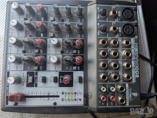 Behringer Xenyx 1002 смесителен пулт, снимка 7 - Други - 47340549