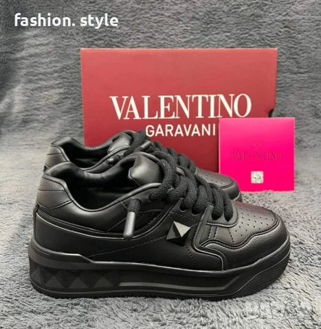 Нови унисекс кецове Valentino , снимка 2 - Кецове - 54942764