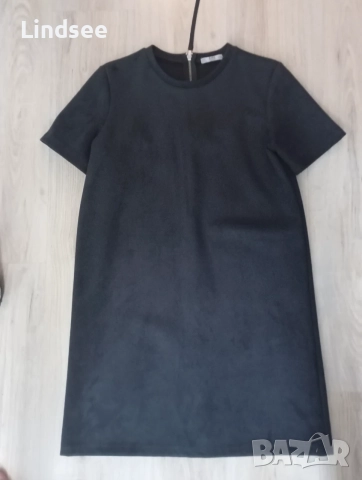 Черна рокля на Zara