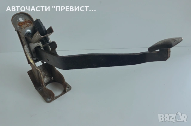 Педал Спирачка Нисан Навара Патфайндер Nissan Navara D40 Pathfinder R51