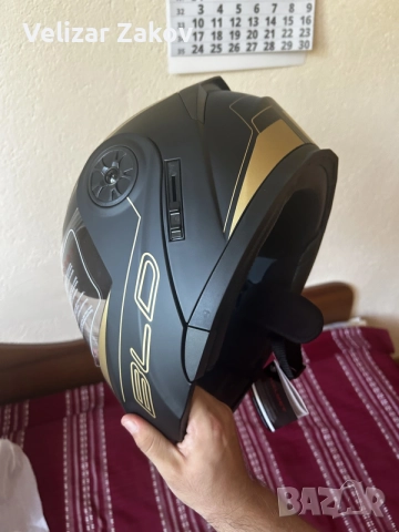 Мото каски Shark Carbon, GIVI, Pro Biker, BLD + ретро каски | Нови и употребявани, снимка 18 - Други - 55259944