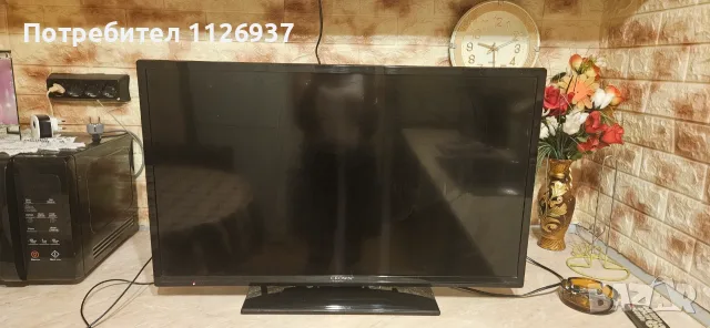 Телевизор Crown 32100, снимка 2 - Телевизори - 55303386