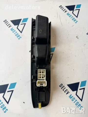 74231-0D690 пластмаса около копчета за ел. стъкла на предна дясна врата от Toyota Yaris P13, 1.0i, снимка 4 - Части - 55572845