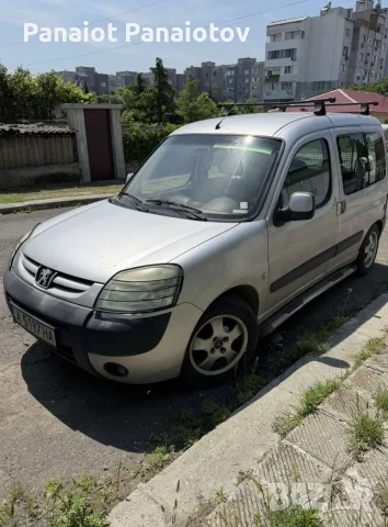 Продавам Пежо Партнер