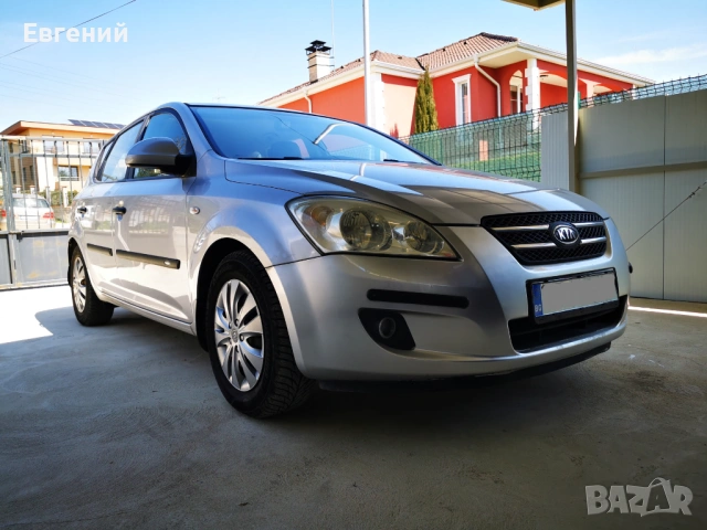 Kia Ceed 1.6 CVVT, снимка 2 - Автомобили и джипове - 54485459