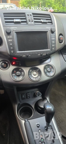 TOYOTA RAV-4, снимка 8 - Автомобили и джипове - 54980875