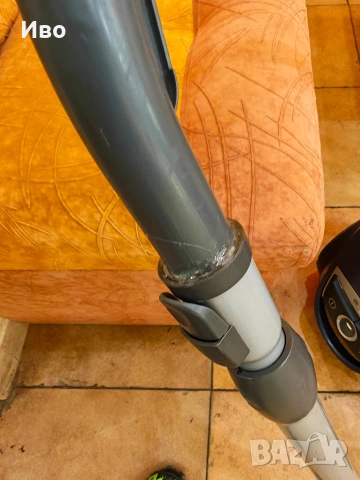 прахосмукачка Рhilips, снимка 2 - Прахосмукачки - 54309979