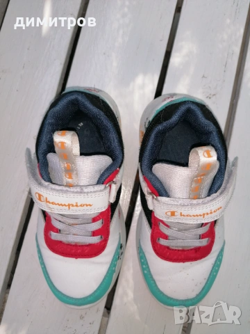 Детски оригинални маратонки 