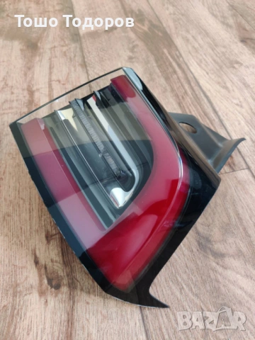 Десен стоп Tesla model 3, снимка 2 - Части - 54929668