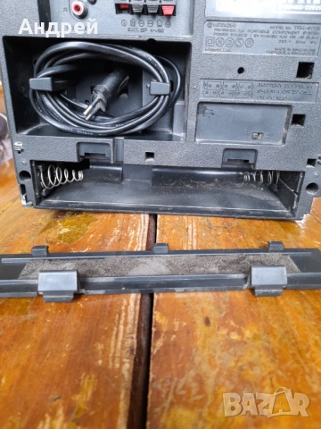 Стар Радиокасетофон Sony ТРК-902E, снимка 7 - Антикварни и старинни предмети - 54070640