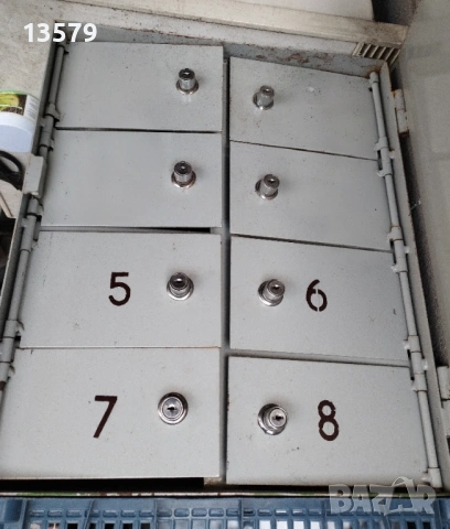 Продавам метална каса