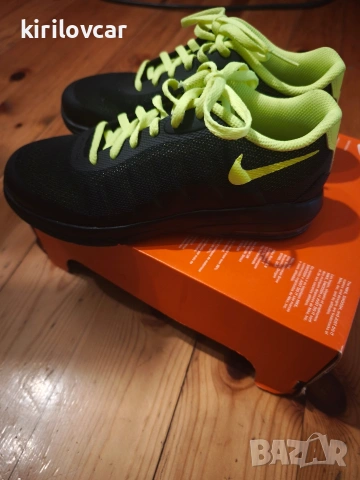 Nike Air Max , снимка 2 - Детски маратонки - 54648879