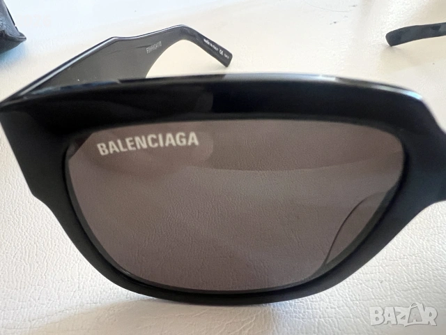 Оригинални слънчеви очила Balenciaga Everyday BB0049S (Унисекс), снимка 3 - Слънчеви и диоптрични очила - 55160858