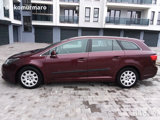 Toyota Avensis 2.0D4D-124kc. FACELIFT, снимка 4 - Автомобили и джипове - 54977625