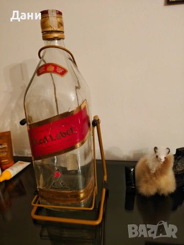 Празна бутилка от Johnnie Walker Red Label 4.5L с люлка, снимка 3 - Други ценни предмети - 54297396