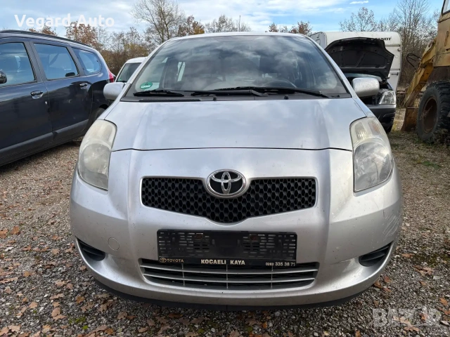 Toyota Yaris II 1.0i 68к.с. 2008г се продава на части, снимка 4 - Автомобили и джипове - 55085917