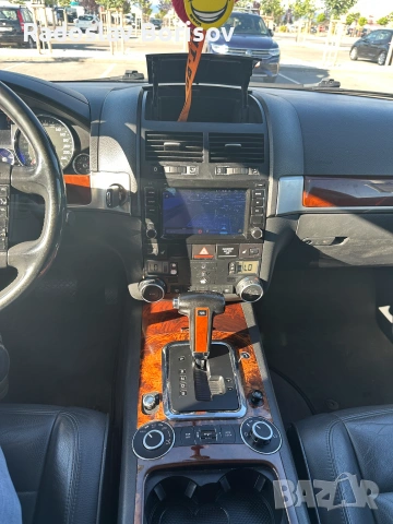 VW Touareg 3.2 газ/бенз, снимка 15 - Автомобили и джипове - 55235845