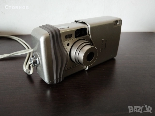 Nikon Nuvis S

Japan
, снимка 9 - Фотоапарати - 54751482