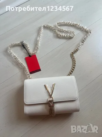 Нова чанта Valentino, цвят екрю🤍