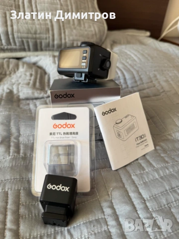 Светкавица Godox iT30 PRO за Sony (S) + накланящ се TTL адаптер.