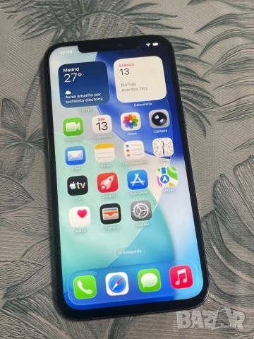 iPhone 12 Pro Max 256GB с нова оригинална батерия на 100% живот. 