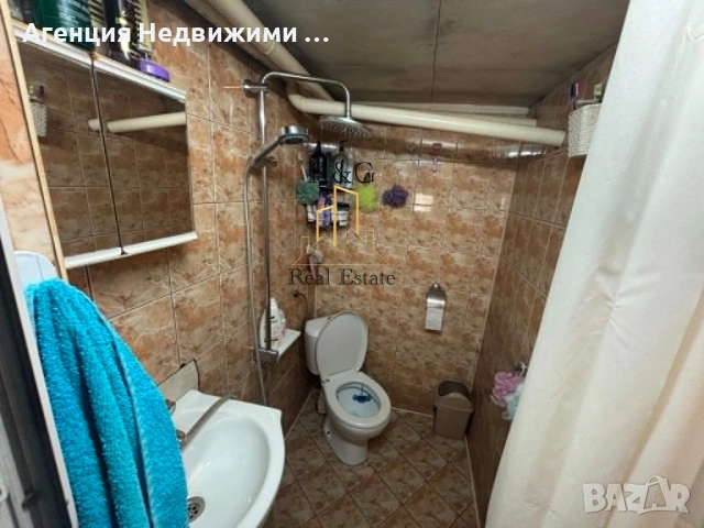 Двуетажна масивна къща в кв " Житница " , снимка 8 - Къщи - 54943195