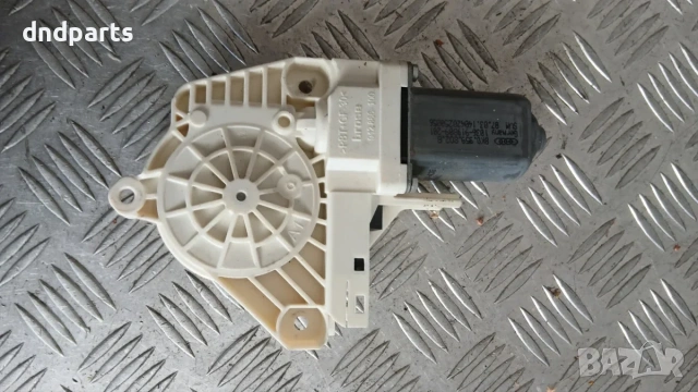 Моторче врата Seat Alhambra 2014 (предна лява) 8K0959802B 1036-919809-201