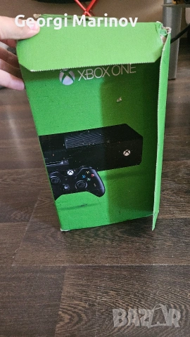 Xbox one с оригинална кутия и безжичен джойстик, снимка 12 - Xbox конзоли - 54903815