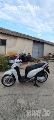 Honda SH300i ABS LED, снимка 4 - Мотоциклети и мототехника - 54356193