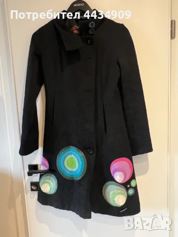 Яке Desigual, много красиво, размер 36., снимка 3 - Палта, манта - 55330139