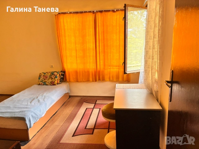 Къща с двор в село Тракиец, снимка 4 - Къщи - 54990622