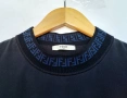 Fendi копринен топ в черно с FF лого на деколтето, снимка 3