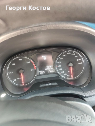 Сеат Ибиза 2017г., снимка 10 - Автомобили и джипове - 54243702