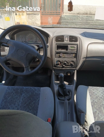 Mazda 323 1999, снимка 3 - Автомобили и джипове - 55094525