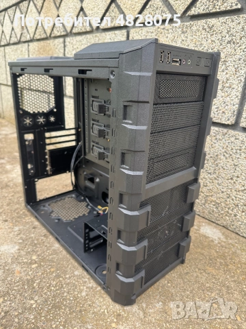 Кутия за компютър Cooler Master HAF 912 и 922, снимка 13 - Геймърски - 54991416
