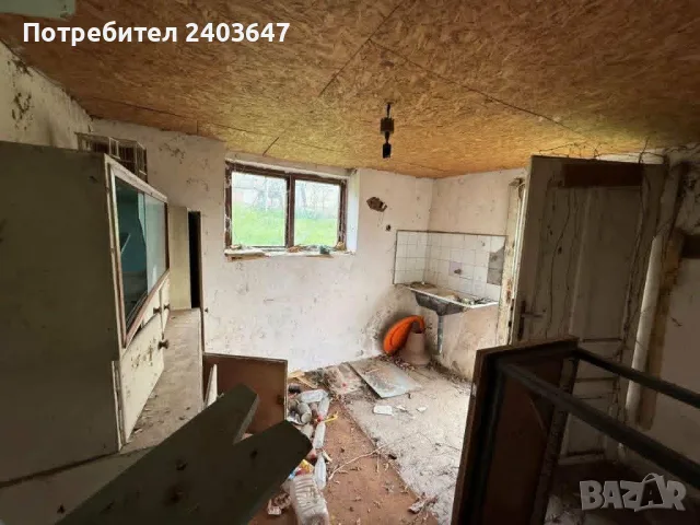 Продавам имот със сграда,гараж и парцел в с.Червена вода област Русе, снимка 13 - Къщи - 53133077